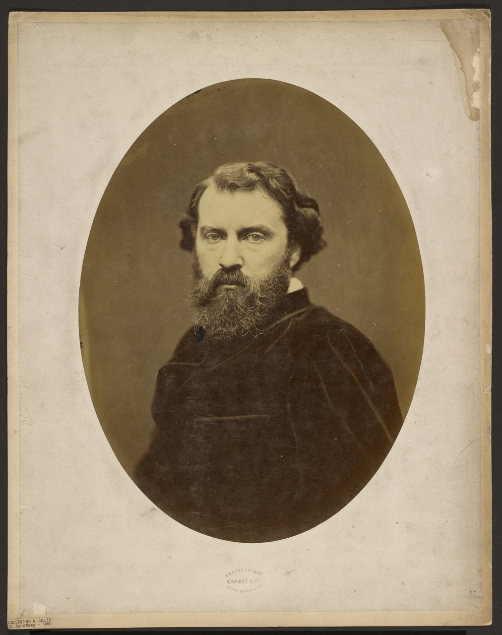 [Portret van een man]. door Etienne Carjat