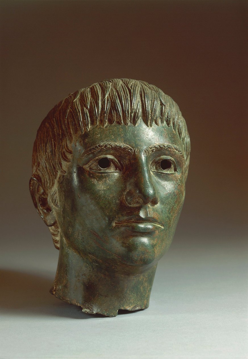 Bronzen hoofd van een jongeling, ongeveer 330 v.Chr. door Etruscan