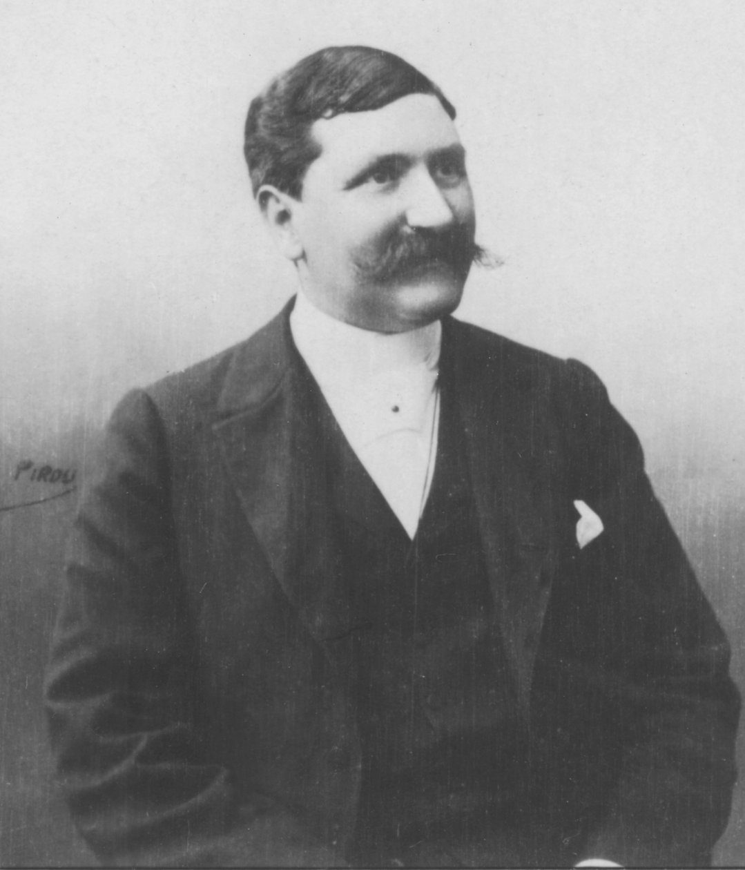 Comte De Nion, ca. 1893 door Eugene Pirou
