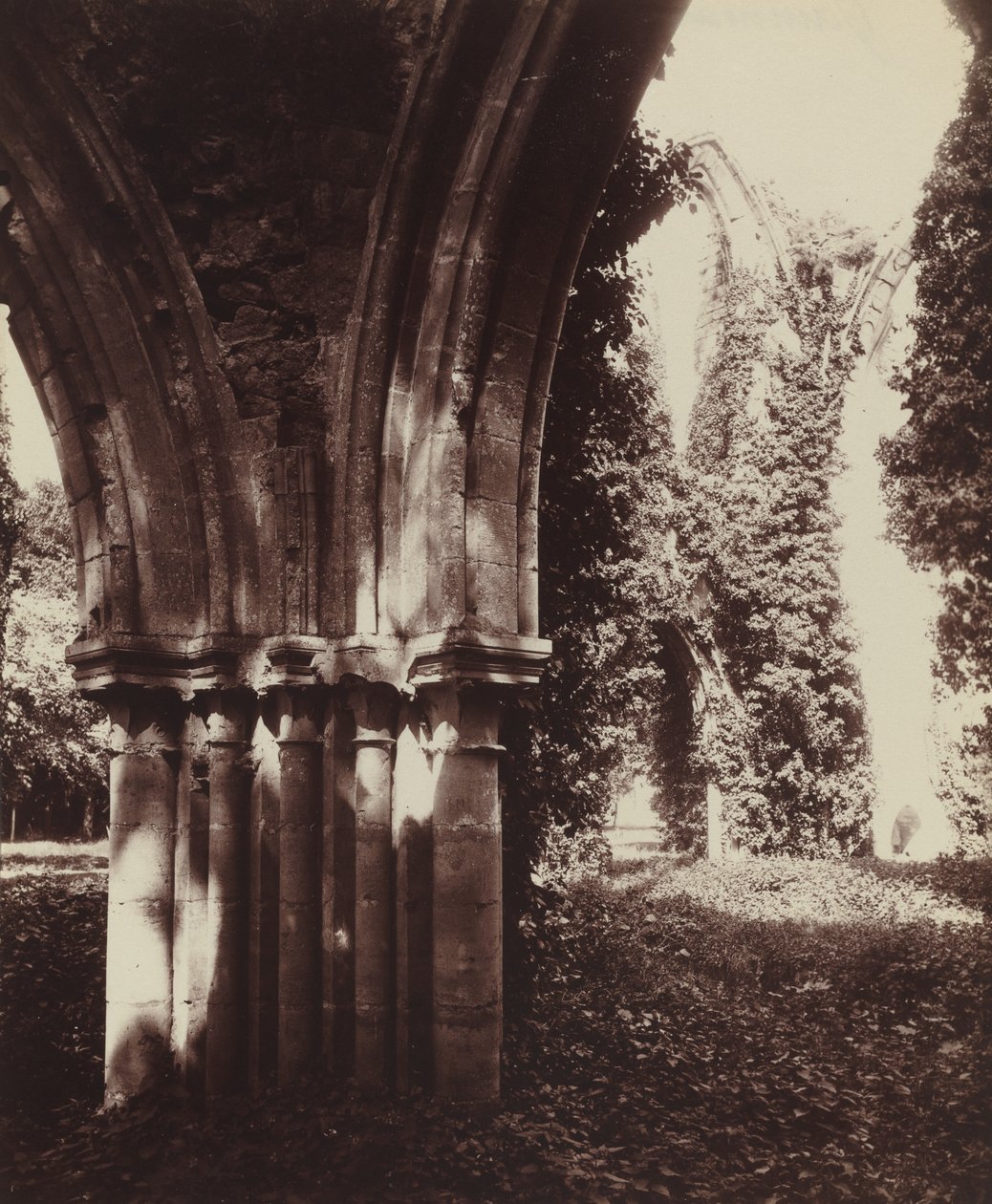 Dammarie-les-Lys, ruïnes door Eugène Atget