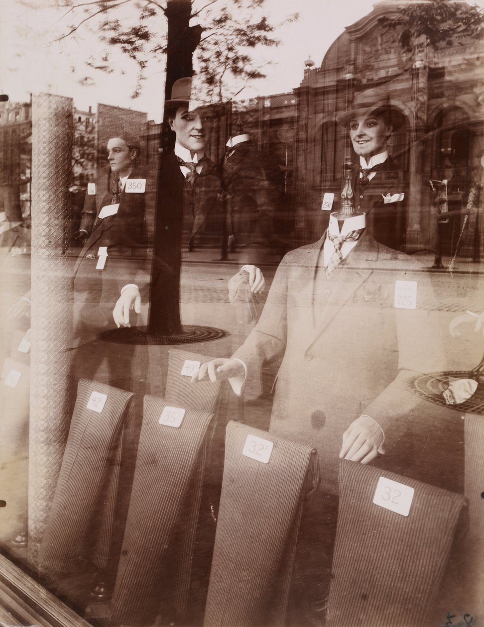 Magasin, Avenue des Gobelins door Eugène Atget
