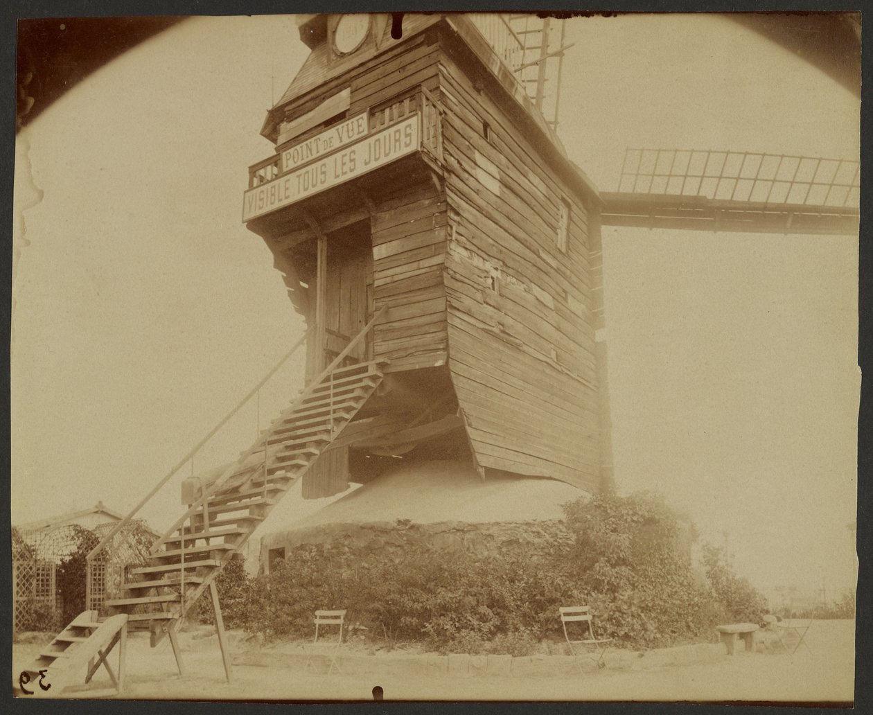 Montmartre, Moulin de la Galette, Rue Lepic door Eugène Atget