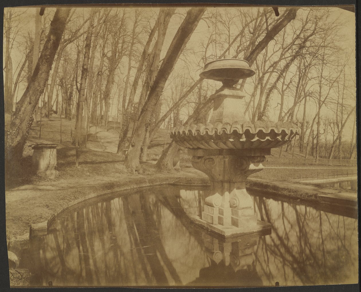 Saint Cloud park door Eugène Atget