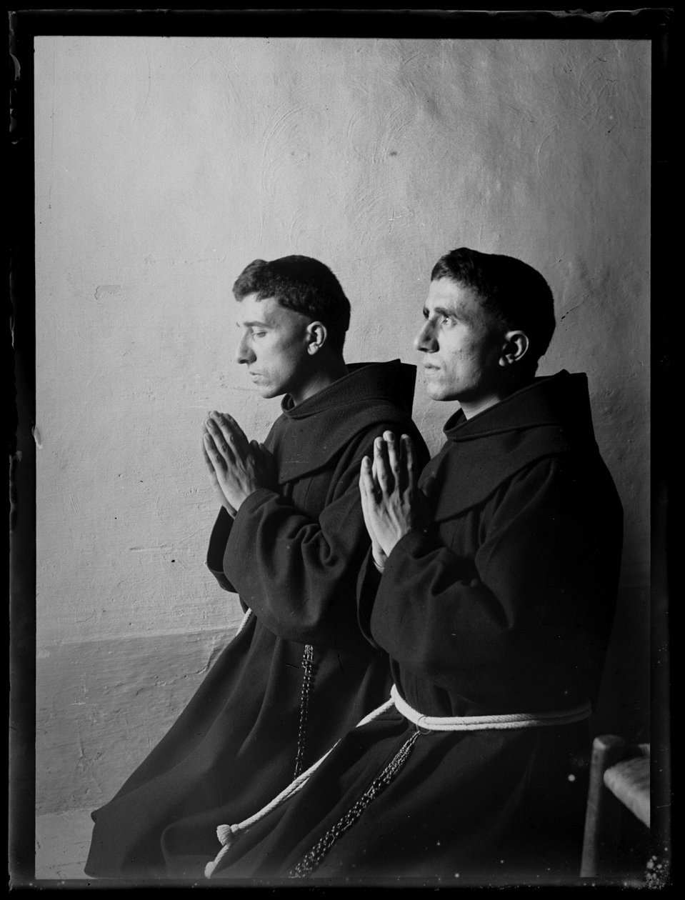 Gebed Franciscaner in Assisi door Ferdinand Schmutzer