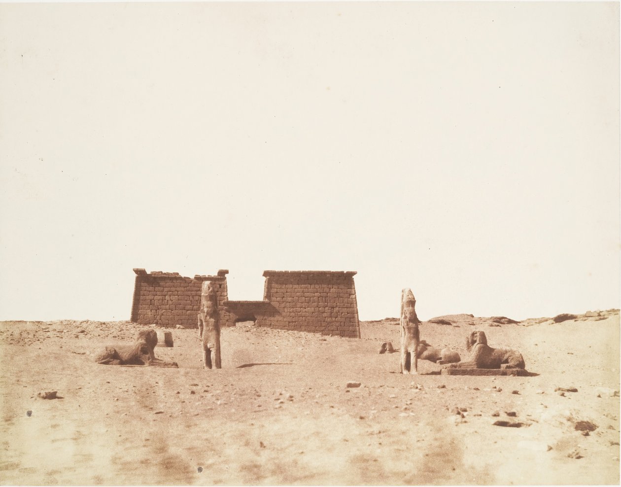 Sébôuah, Algemeen Uitzicht op de Tempel door Félix Teynard