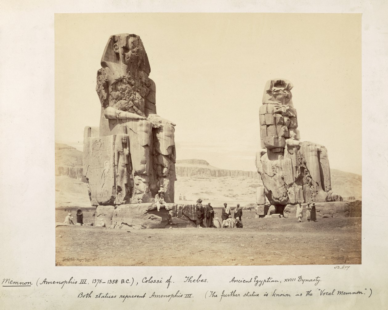 De Kolossen van Memnon, beelden van Amenhotep III, XVIII Dynastie, ca. 1375-1358 v.Chr., Thebe, 1862 door Francis Bedford