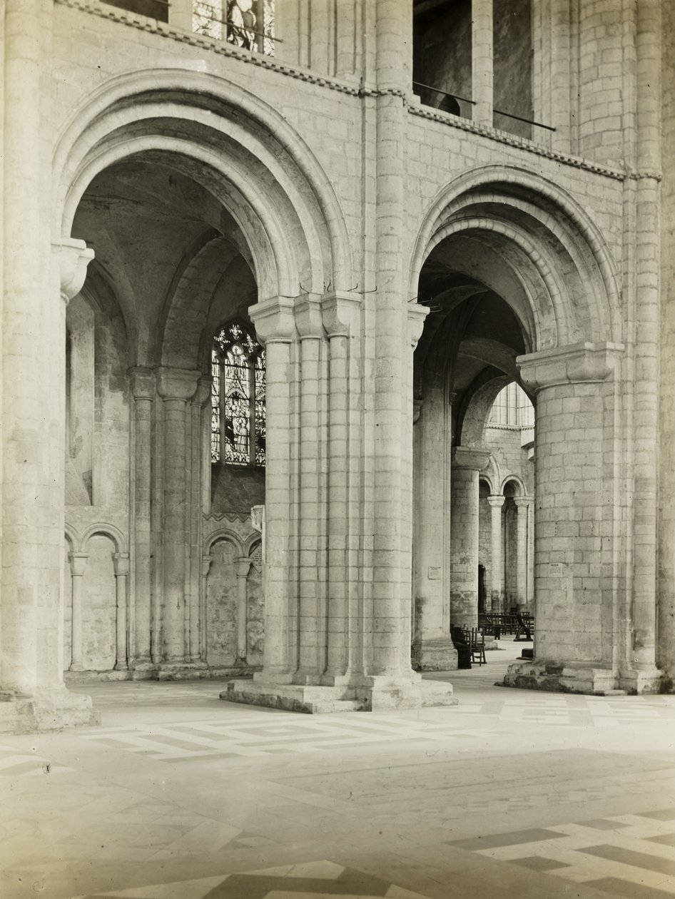 Kathedraal van Ely: Bogen door Frederick H. Evans