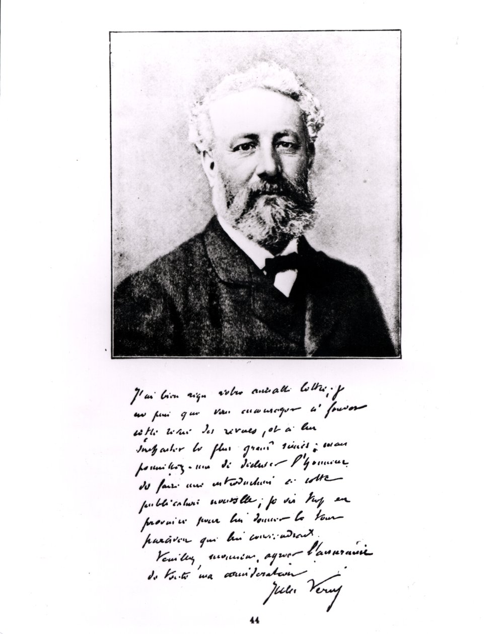 Portret van Jules Verne (1828-1905) door French Photographer