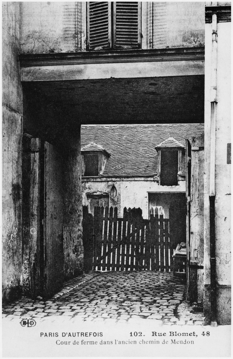 Ansichtkaart van Rue Blomet, Parijs, ca. 1900 door French Photographer