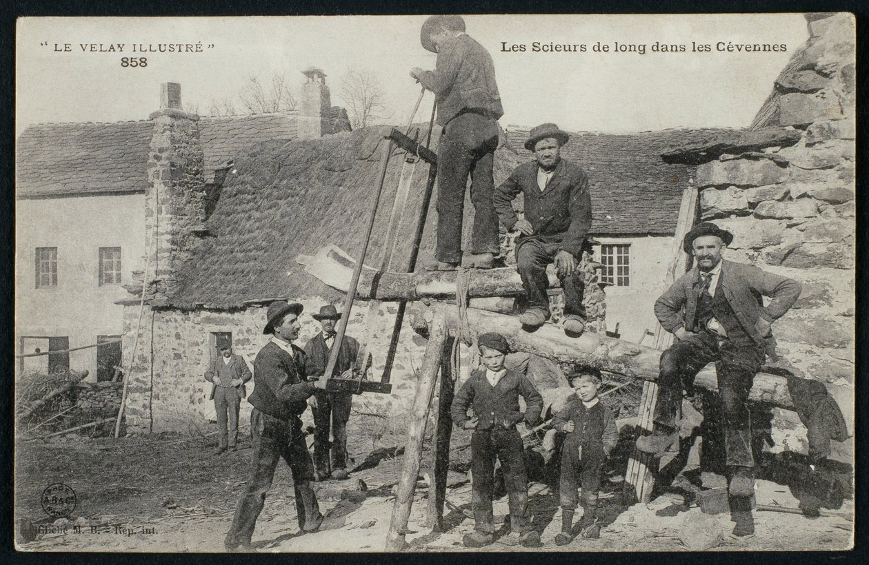 Ansichtkaart met zagers in de Cevennen, ca.1900 door French Photographer