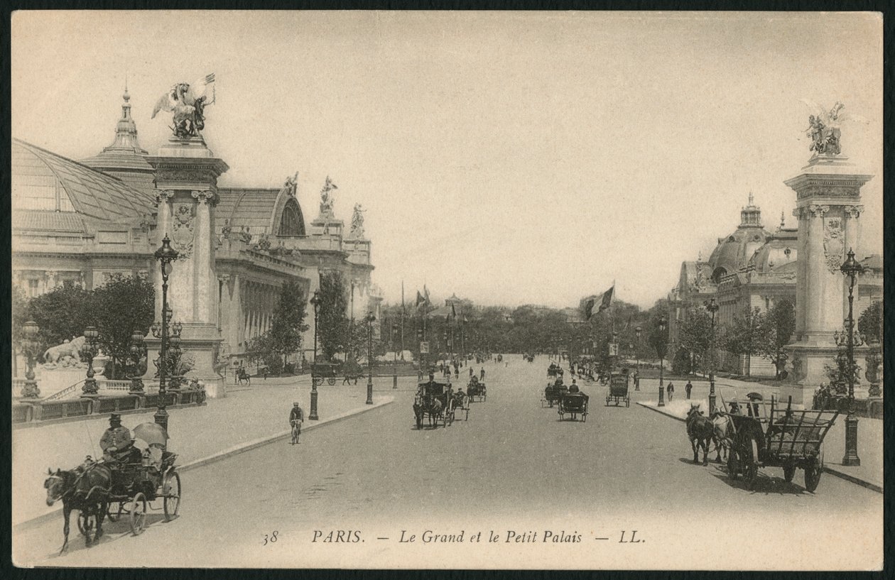 Ansichtkaart met het Grand en Petit Palais, Parijs, ca. 1900 door French Photographer