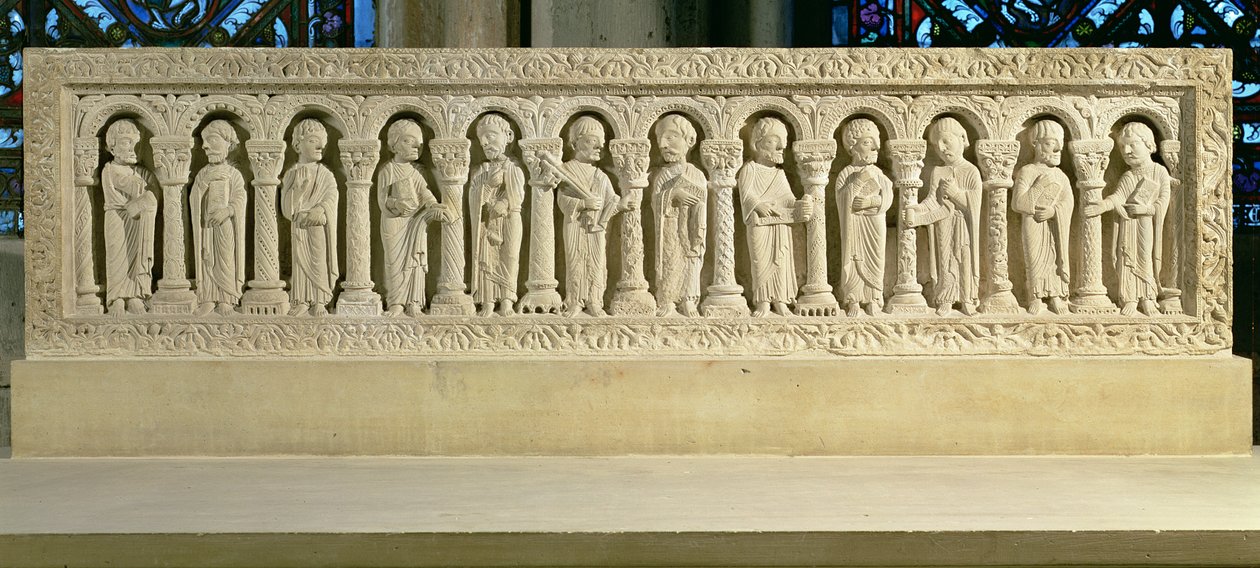 Apostelen onder Arcades, gebeeldhouwd reliëf, ca. 1150 door French School