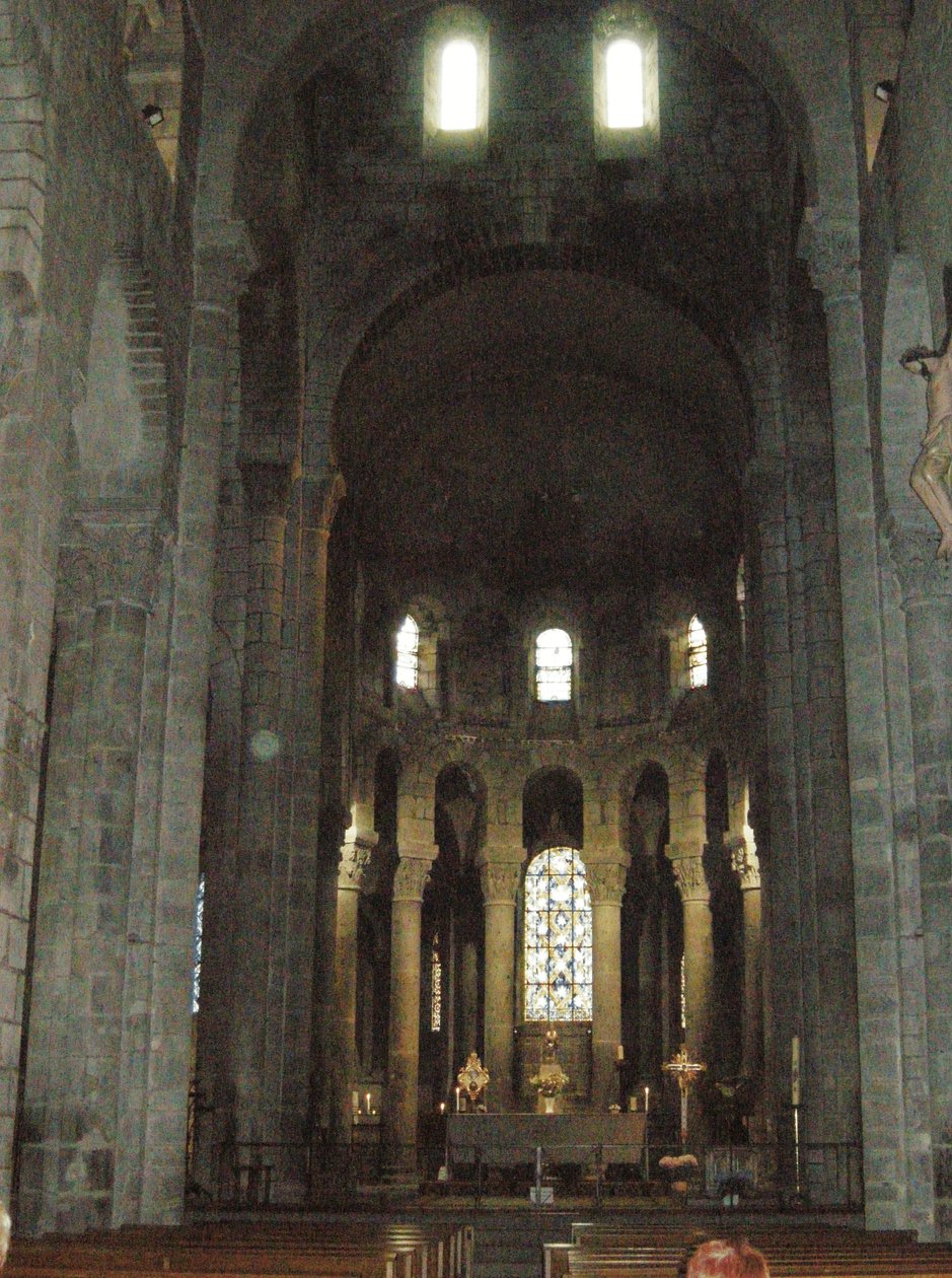 Interieur van de basiliek door French School