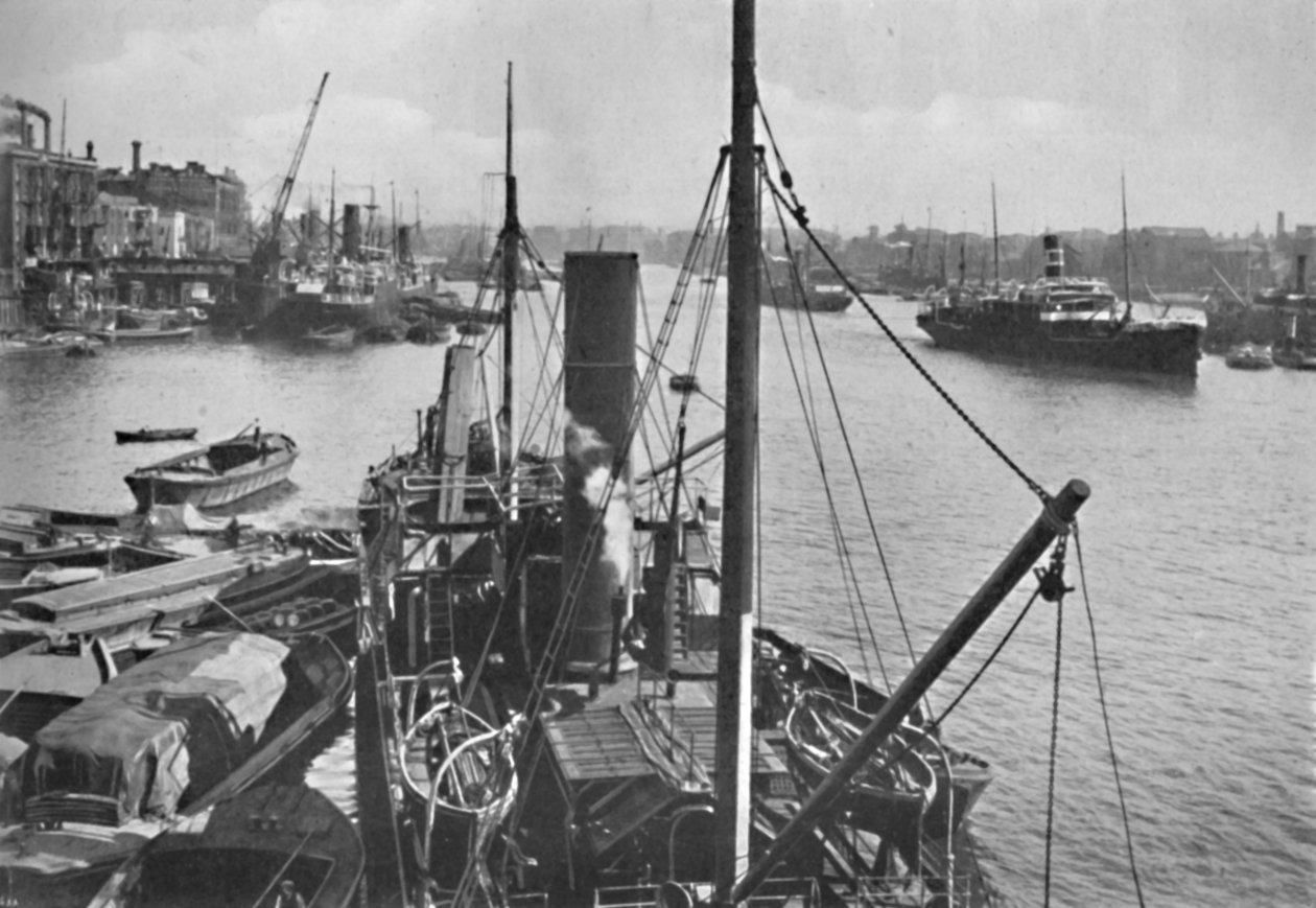 Het dok van Londen, 1919 door Garratt and Atkinson
