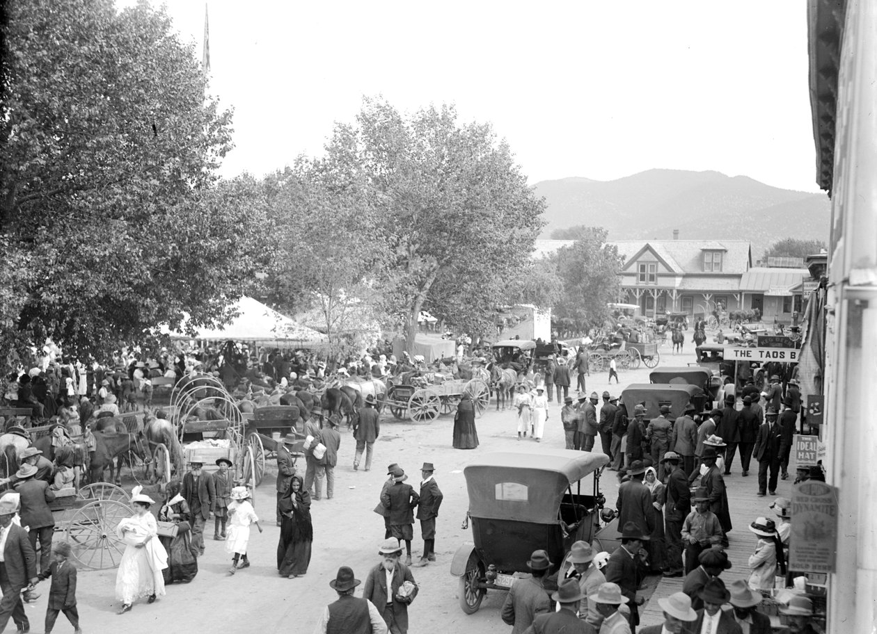 Taos, ca. 1900-10 door George Lytle Beam