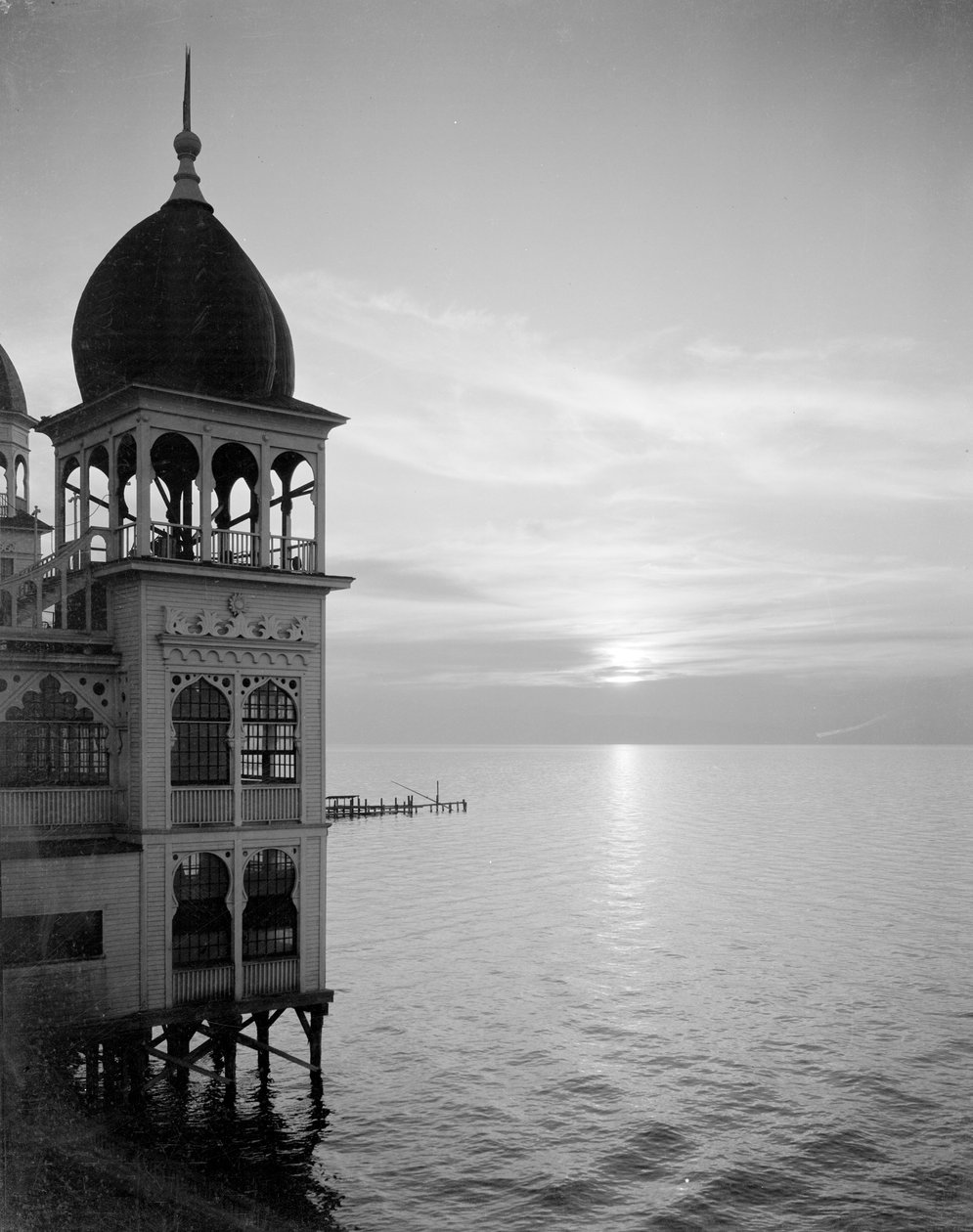Saltair - Zonsondergang, c.1920-25 door George Lytle Beam