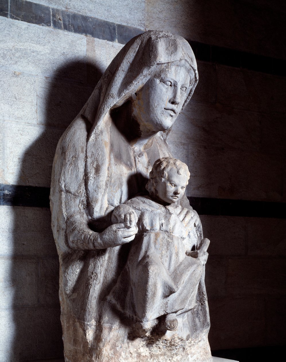 Maagd met kind door Giovanni Pisano