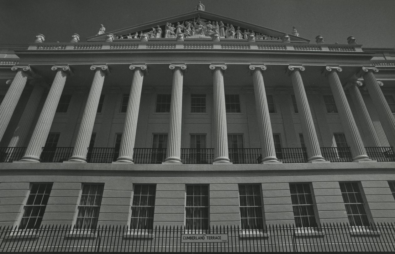 Cumberland Terrace, Regents Park, Londen jaren 1950 door Godfrey Macdominic