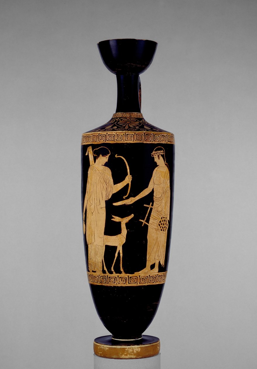 Attische roodfigurige lekythos versierd met Apollo en Artemis met een hert, 5e eeuw v.Chr. door Greek