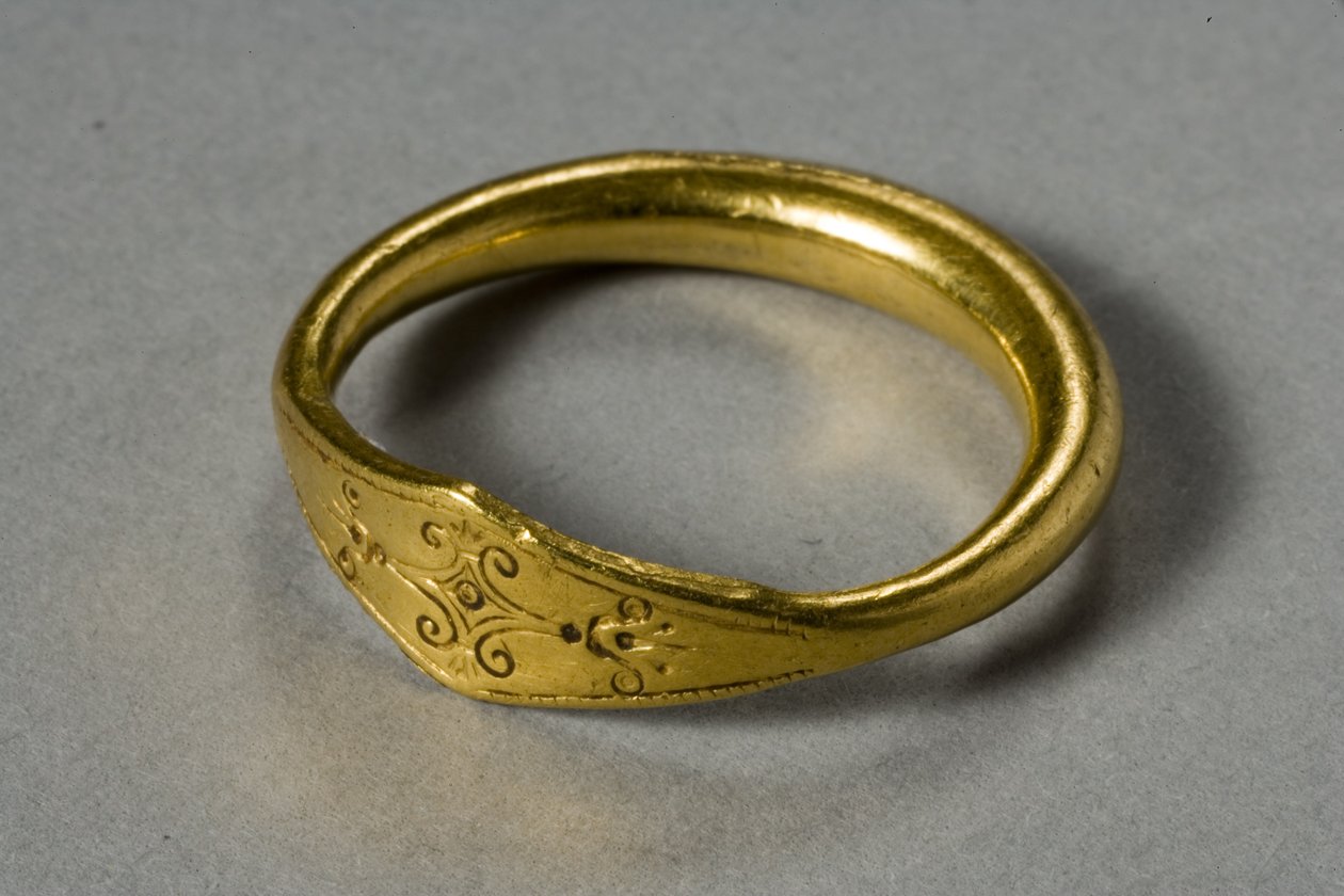 Ring door Greek