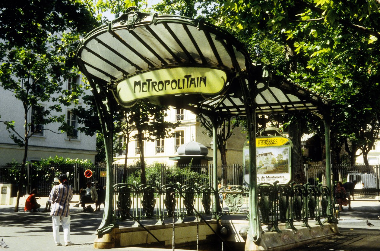 Metrostation Abbesses in Parijs, Frankrijk door Hector Guimard