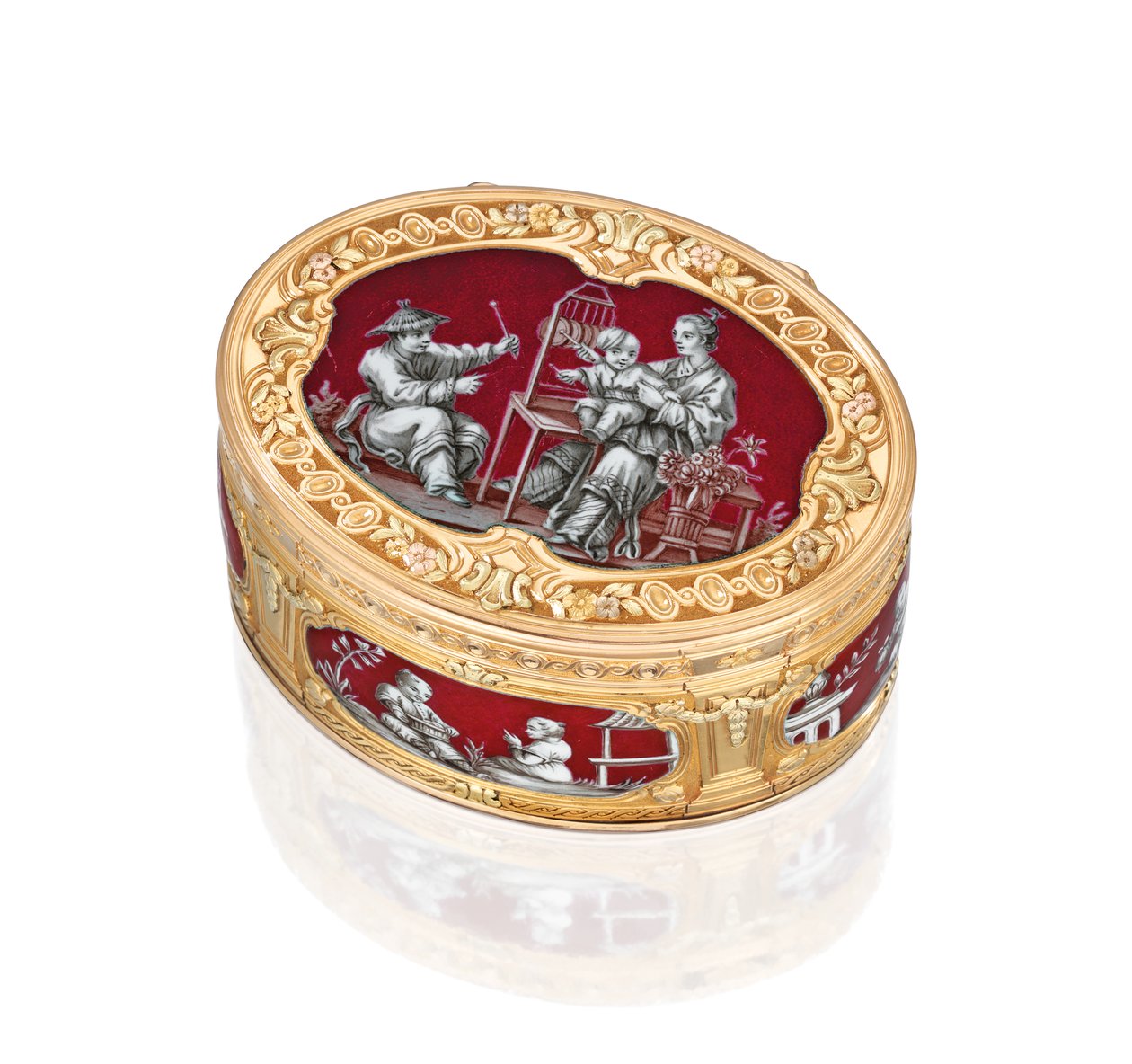 Een Louis XV veelkleurige snuifdoos, 1761/62 door Henri Delobel
