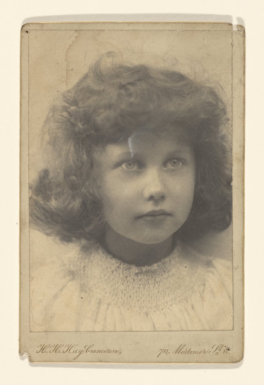 [Portret van een kind]. door Henry Herschel Hay Cameron