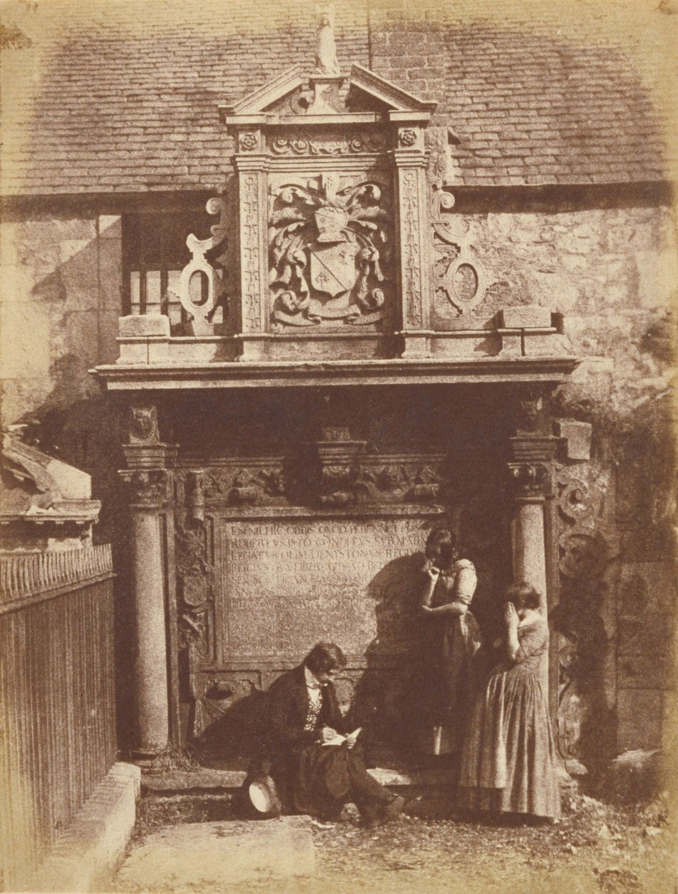 Greyfriars Kerkhof, het Dennistoun Monument met D. O. Hill en Zijn Nichtjes door Hill and Adamson
