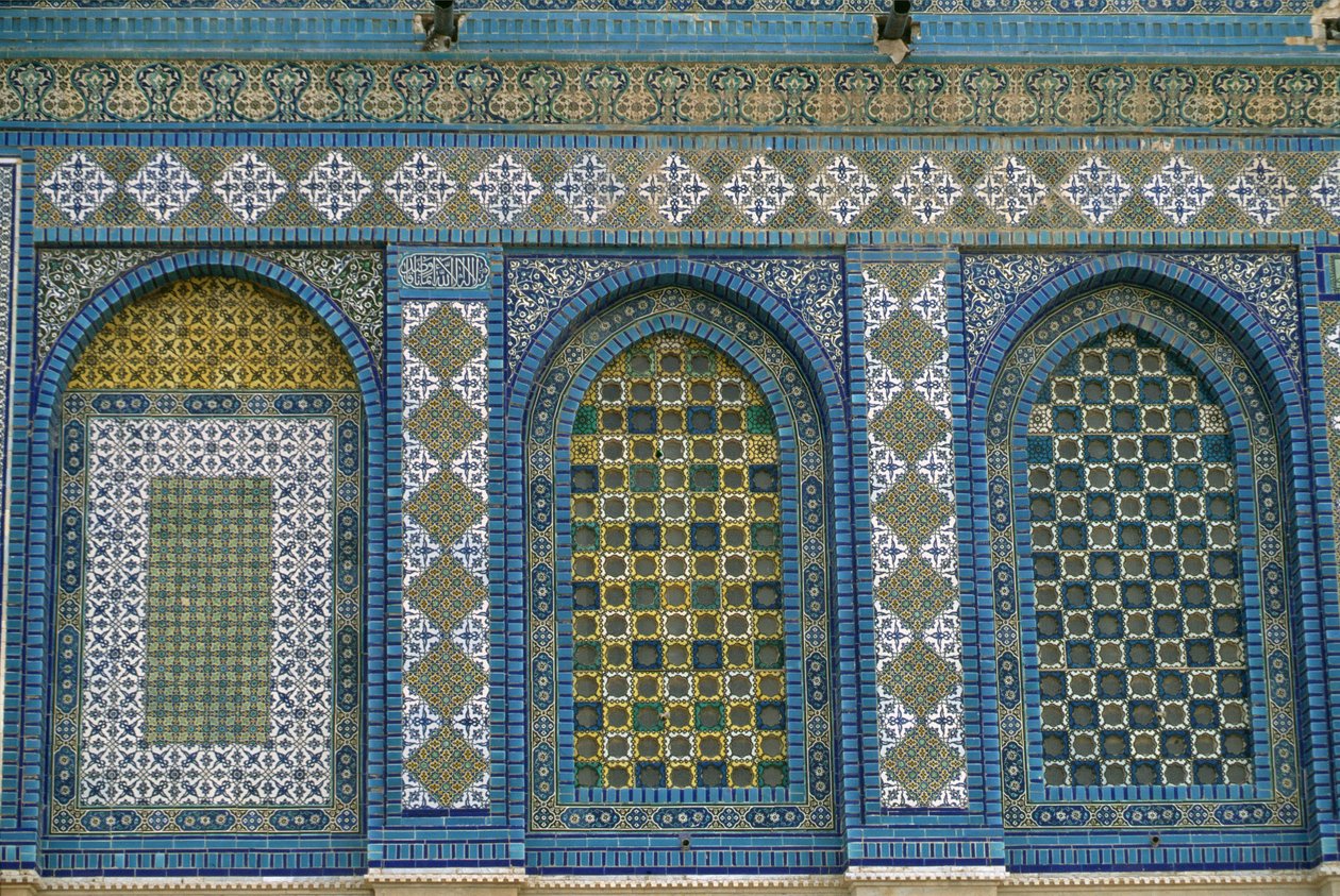 Blinde arcade (mozaïek) door Islamic School
