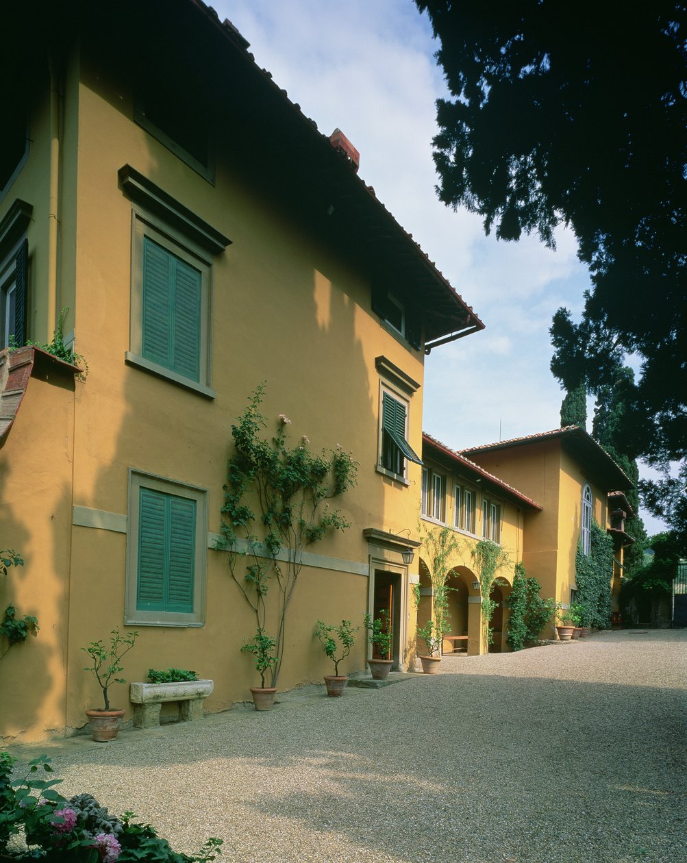 Uitzicht op het exterieur door Italian School