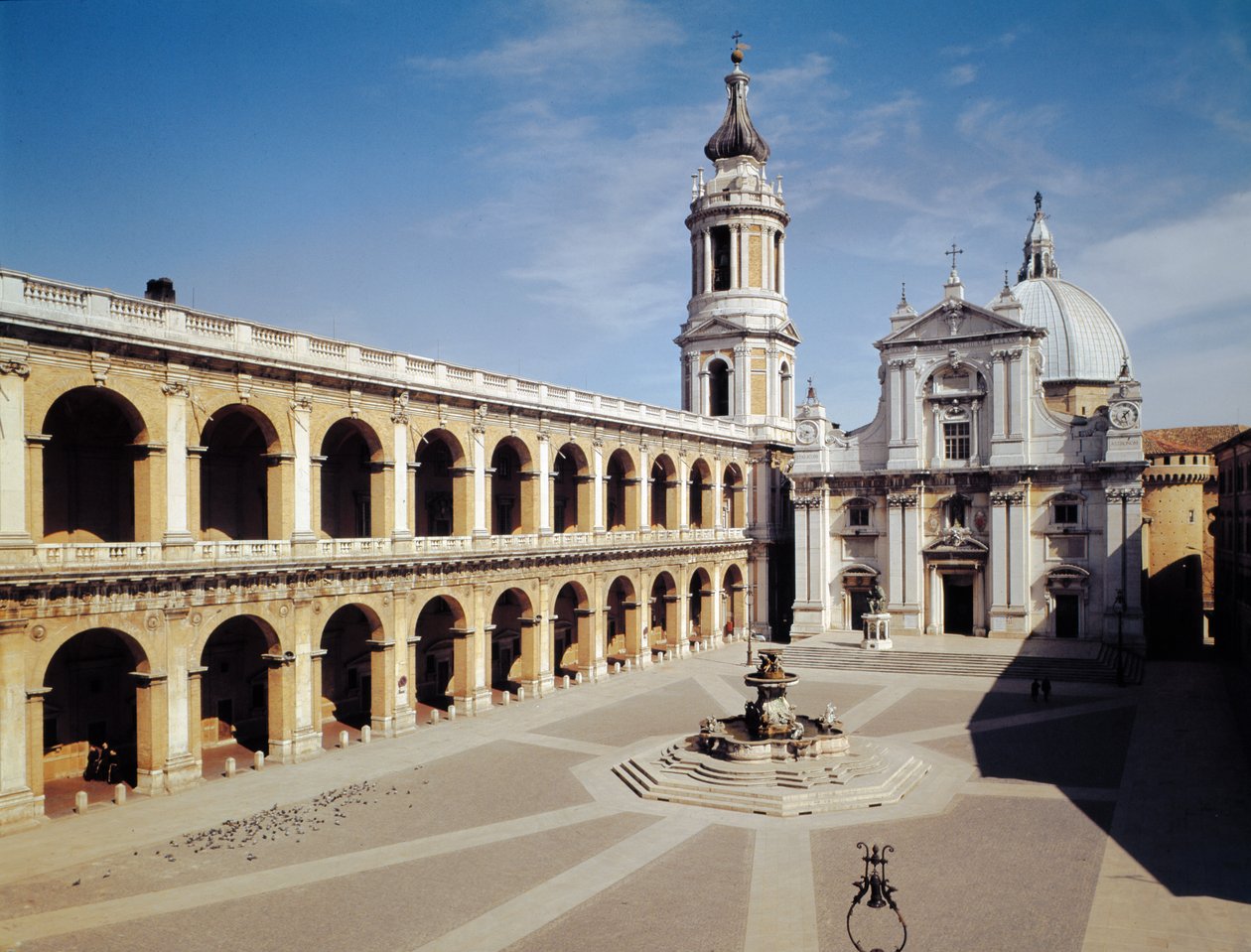 Uitzicht op de gevel, gebouwd 1570-87 door Italian School