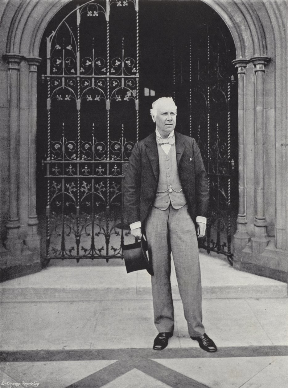 Sir Frank Lockwood door J. Benjamin Stone