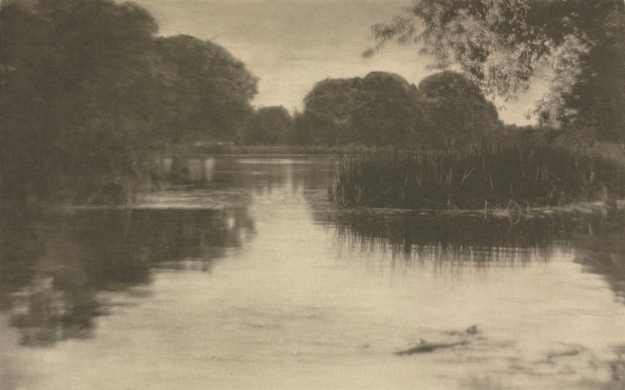 Camera Work: Bolney Backwater, 1910 door J. Craig Annan