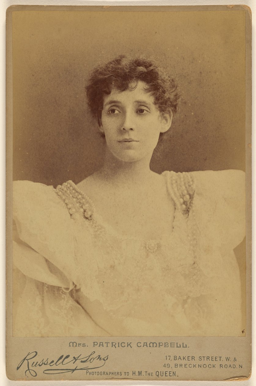 Mevrouw Patrick Campbell door James Russell and Sons