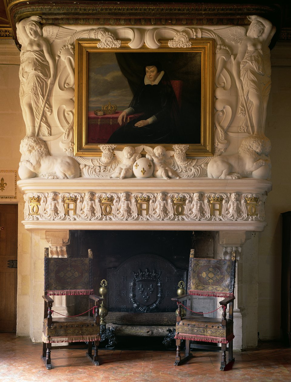 Schouw met een schilderij van Catherine de Medici door Jean Goujon