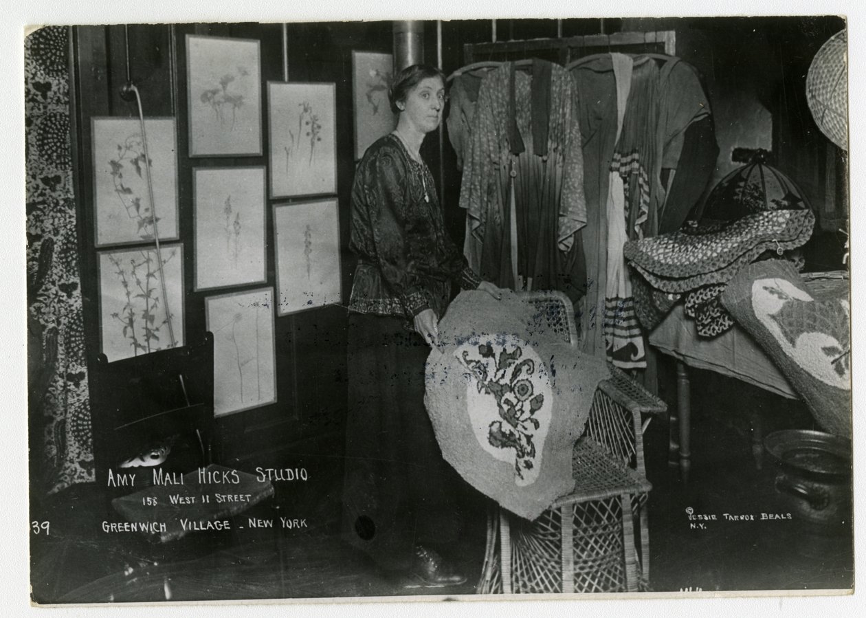 Amy Mali Hicks Studio door Jessie Tarbox Beals