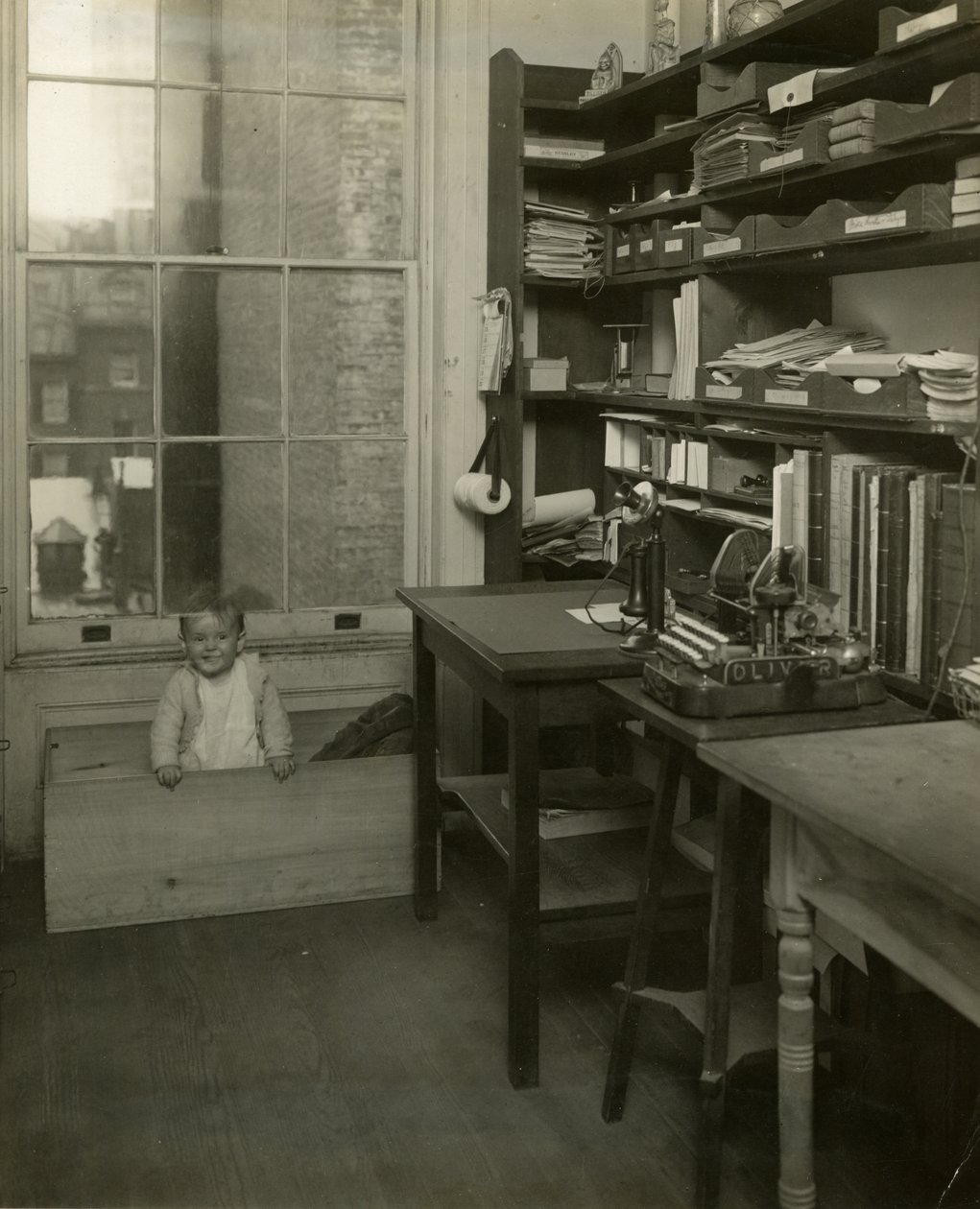 10 april door Jessie Tarbox Beals