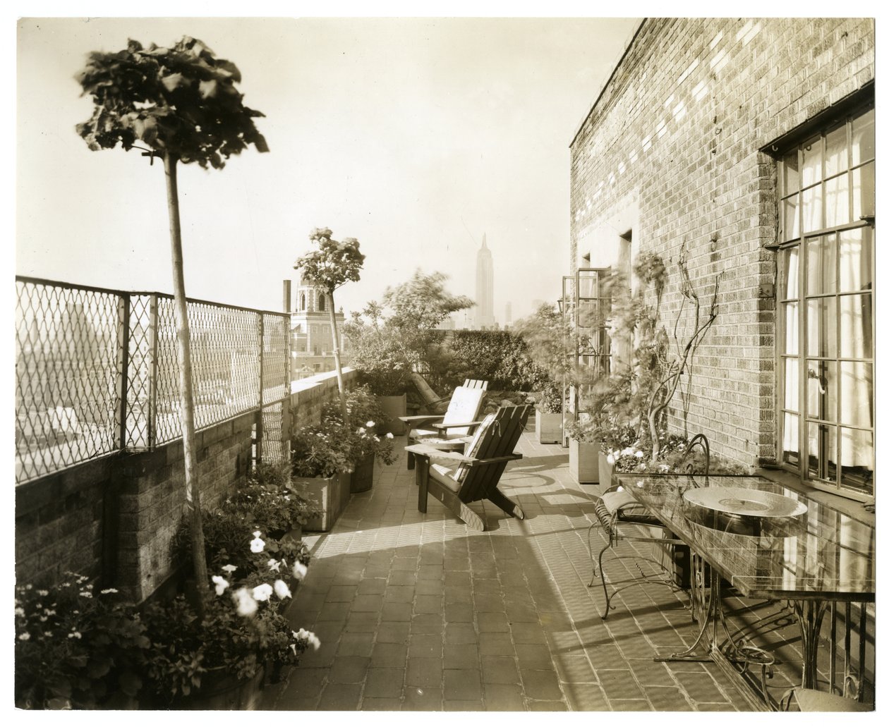 Elgart door Jessie Tarbox Beals