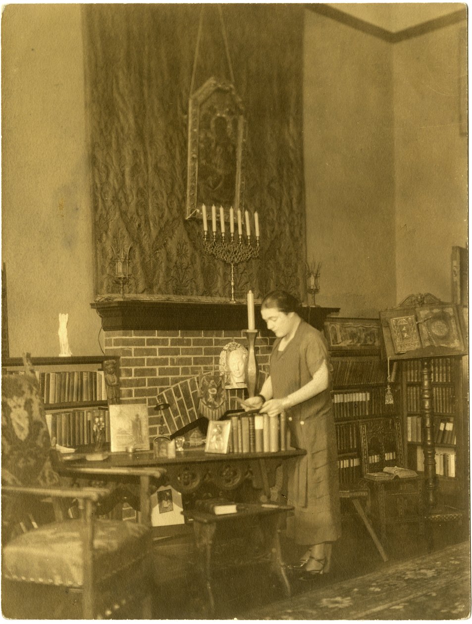 Fanny Hurst, c.1909-28 door Jessie Tarbox Beals