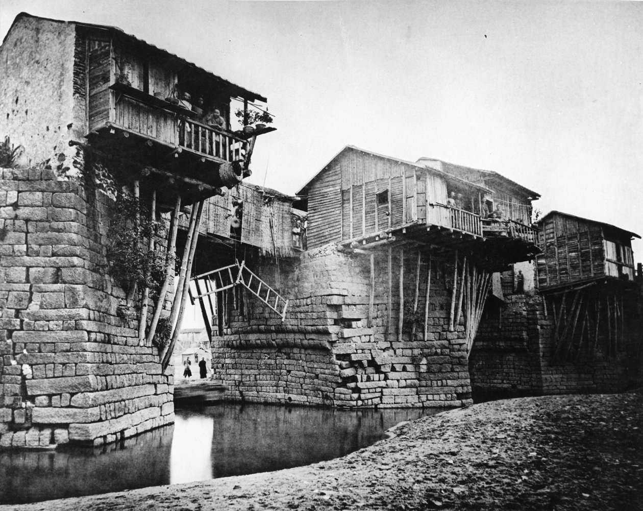 De Chao-Chow-Fu Brug, ca. 1870 door John Thomson