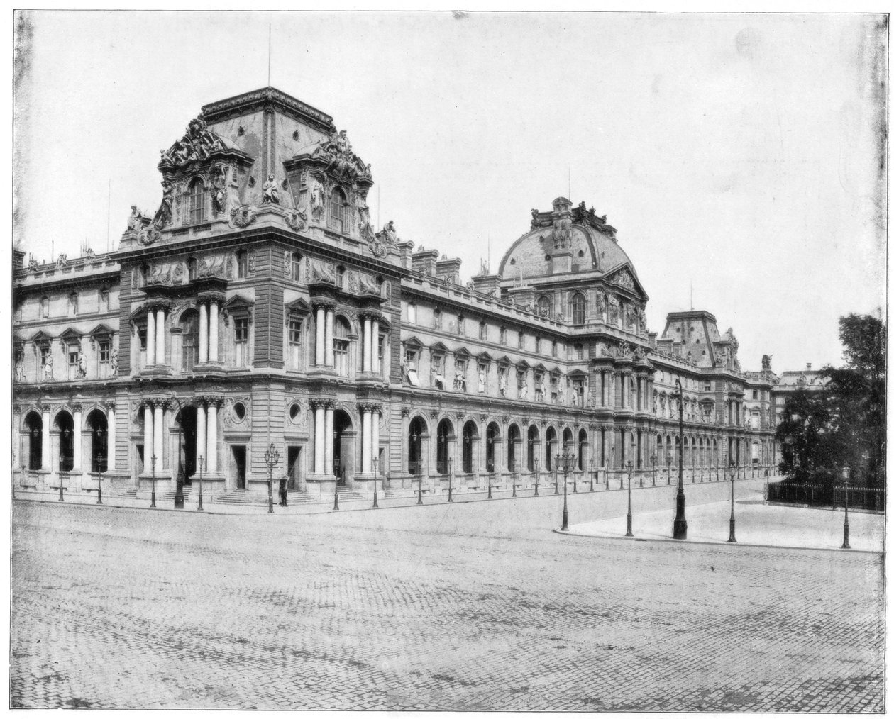 Het Louvre, Parijs, eind 19e eeuw door John L. Stoddard