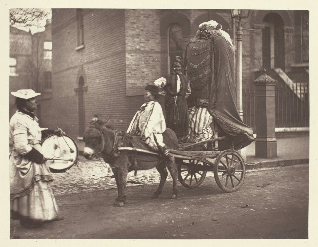 November beeltenissen door John Thomson