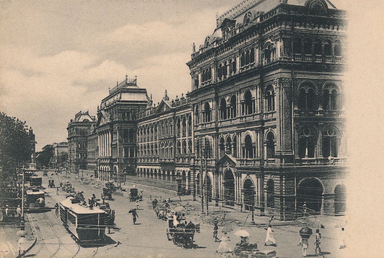 Uitzicht op Writers Buildings, Calcutta, c1910 door Johnston and Hoffmann