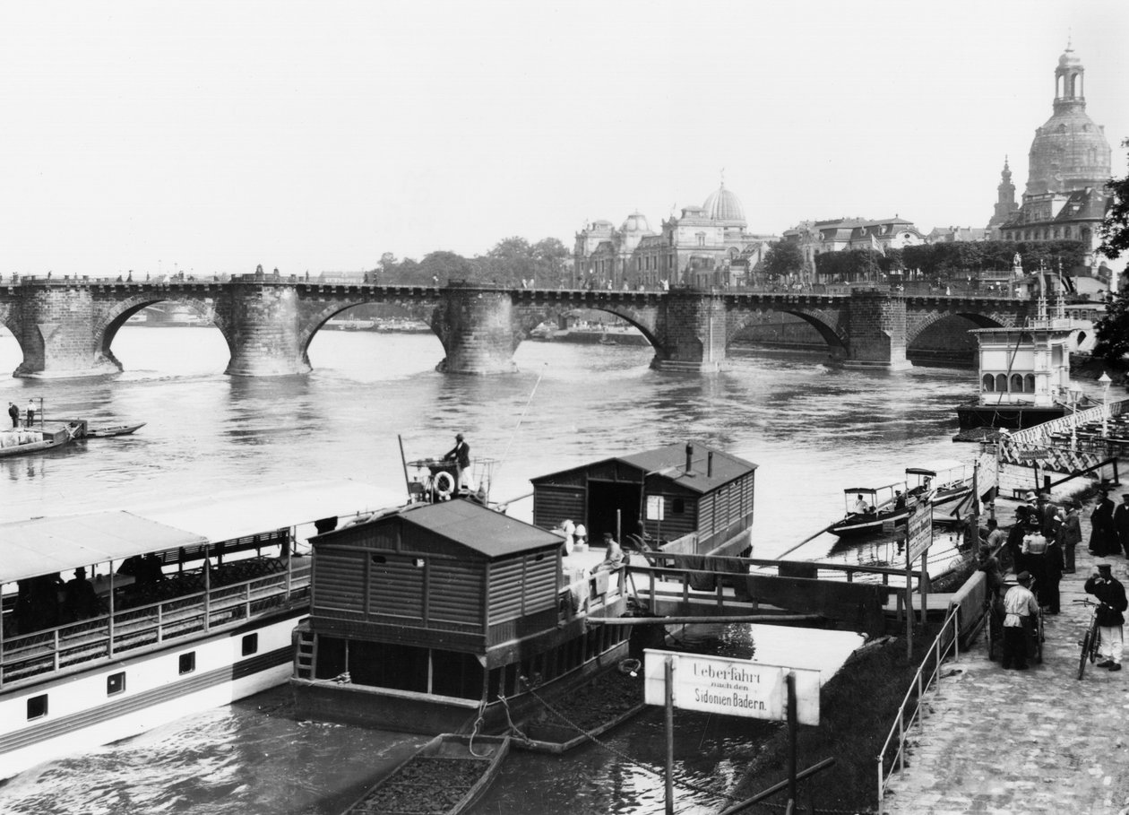 Augustusbrug, Dresden, ca. 1910 door Jousset
