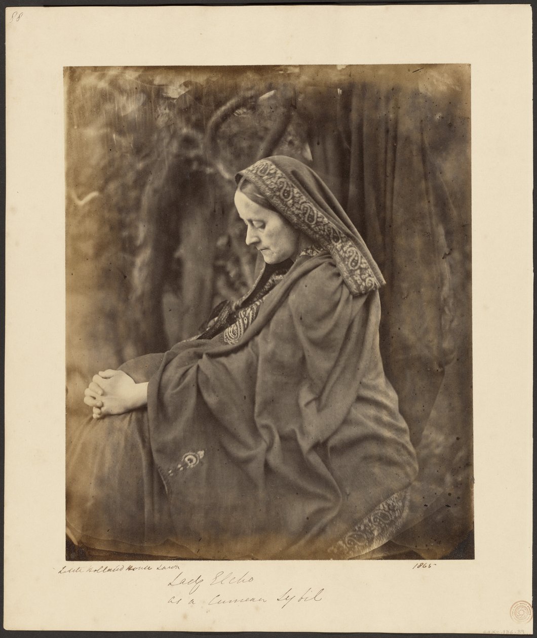 Dame Elcho als Cumeaanse Sybil door Julia Margaret Cameron