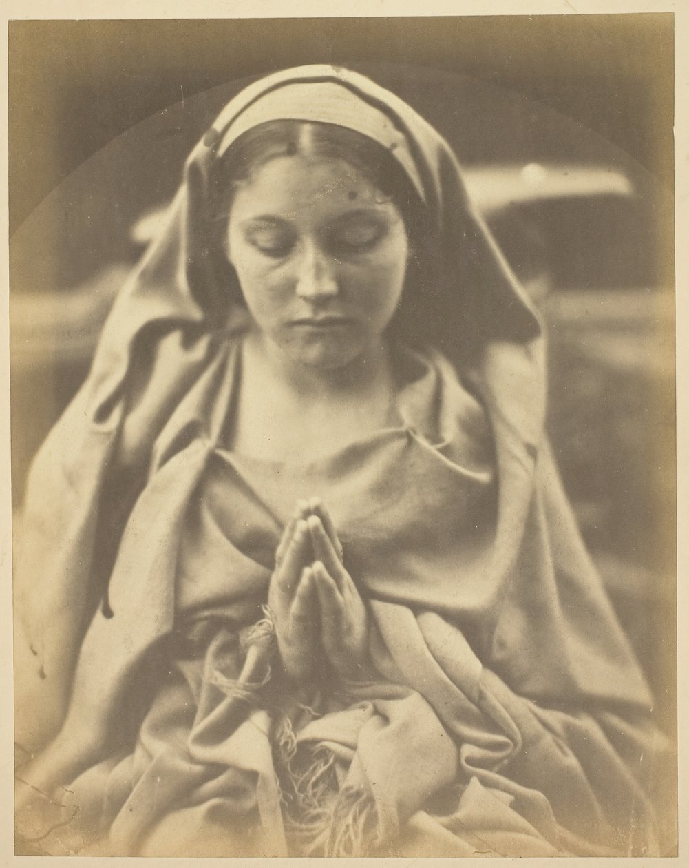 St. Agnes, 1864-65 door Julia Margaret Cameron