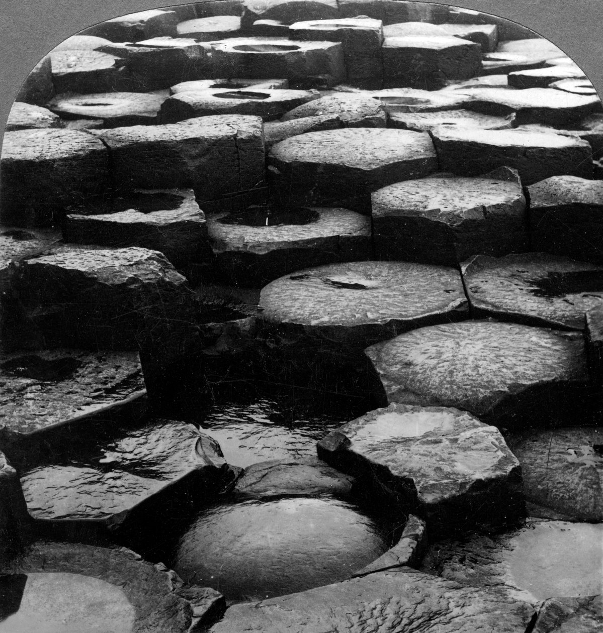 Giants Causeway, Antrim, Noord-Ierland door Keystone View Company