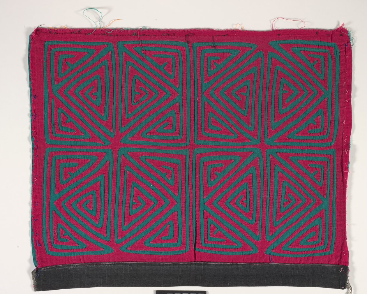 Shirt paneel (mola), ca. 1950 door Kuna Indian Culture