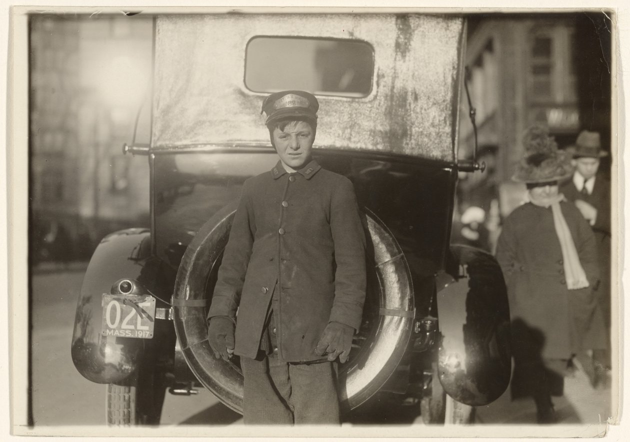 [Western Union Messenger, Massachusetts (Boston)]. door Lewis W. Hine