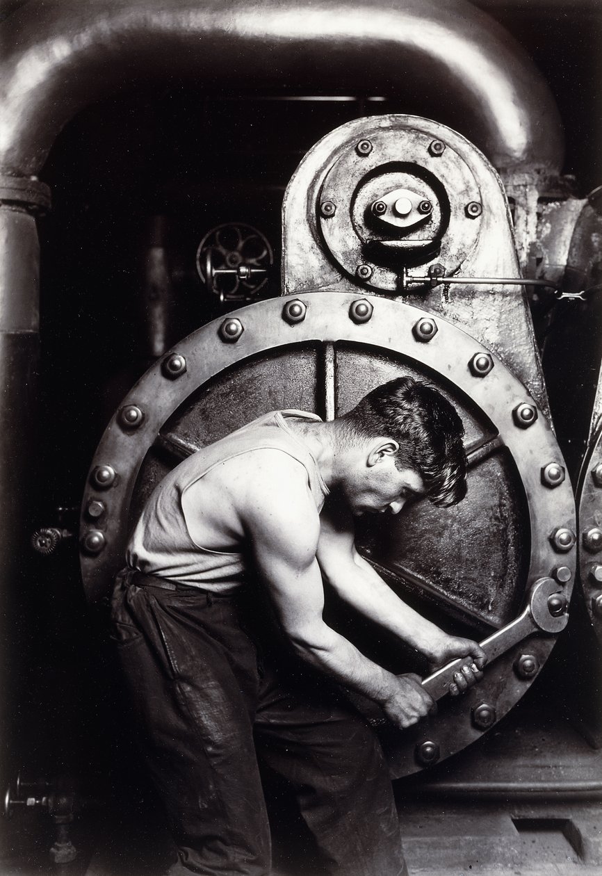 Krachtcentrale monteur, ca. 1924 door Lewis Wickes Hine